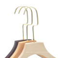 2020 factory new Design customised wooden hangers with Gold Hook Wooden Coat Hanger for suit